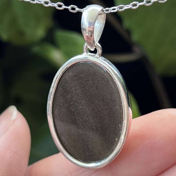 Golden sheen obsidian pendant - Image 4