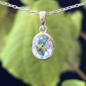 blue topaz pendant set in solid silver
