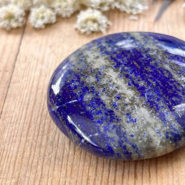 Lapis lazuli palmstone - Image 3
