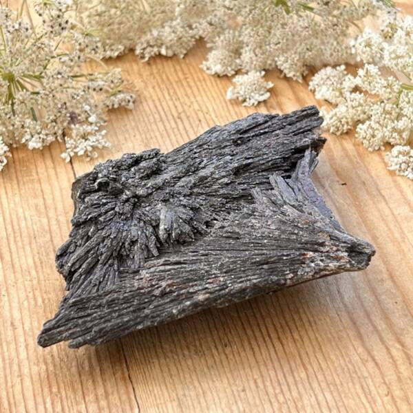 Black kyanite - Image 4
