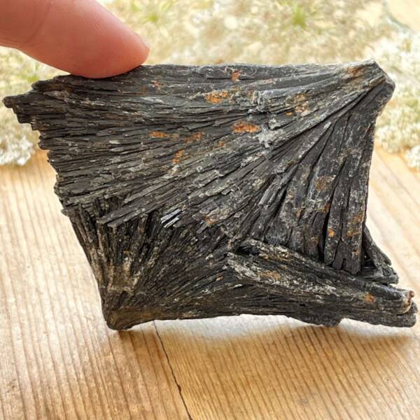 Black kyanite - Image 6