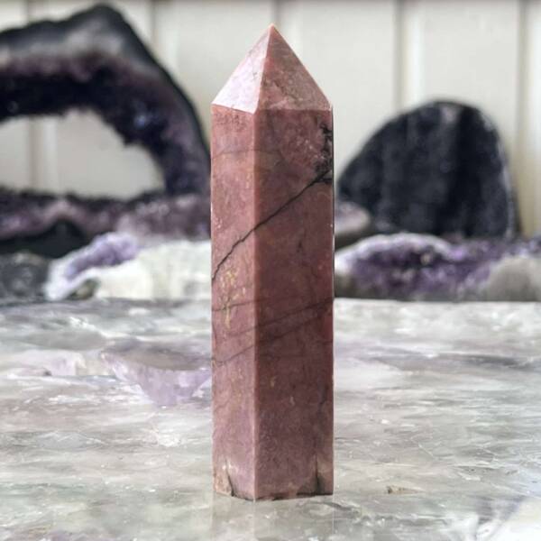 Rhodonite tower - Image 4