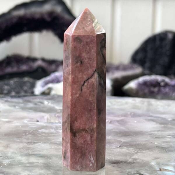 Rhodonite tower - Image 3