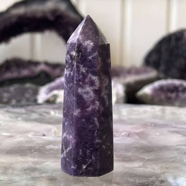 Lepidolite tower - Image 4