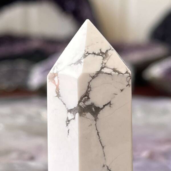Howlite tower - Image 2