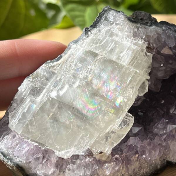 Amethyst cluster with calcite - Image 2