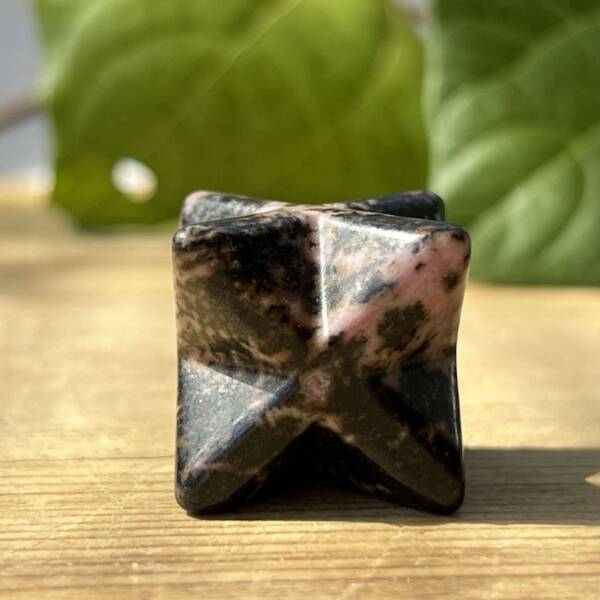 Rhodonite merkaba - Image 4
