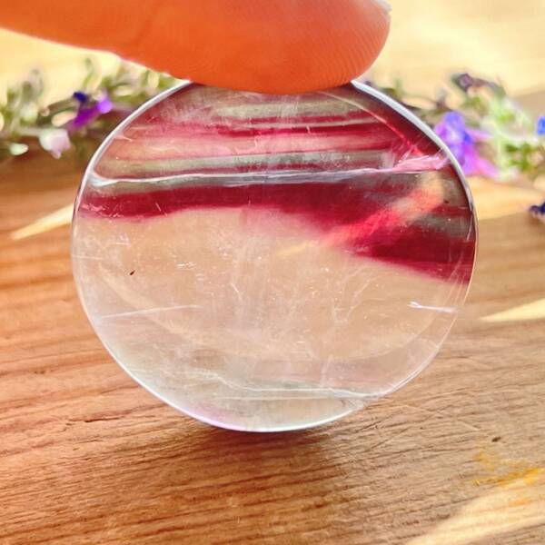 Fluorite palmstone - Image 3