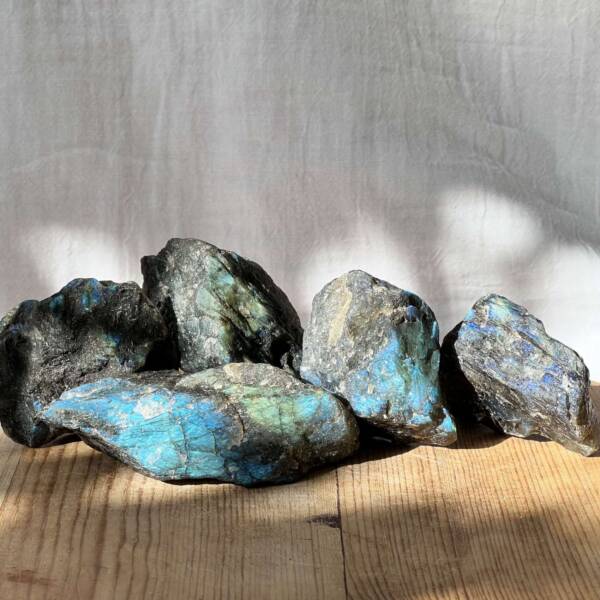 Labradorite - Image 3