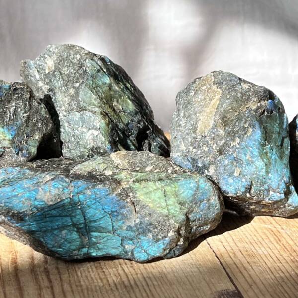 Labradorite - Image 4