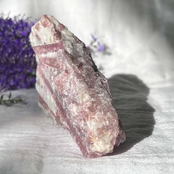 Pink tourmaline in quartz - Image 5