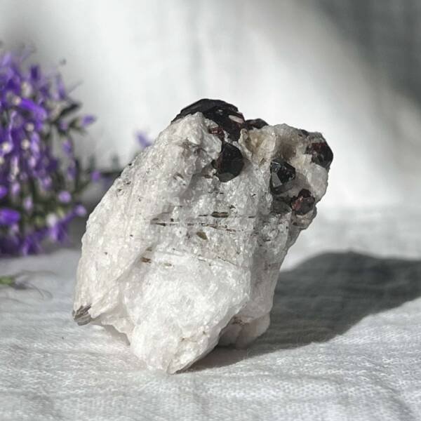 Spessartine garnet - Image 5