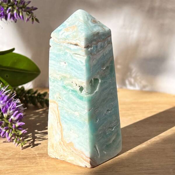 Caribbean calcite obelisk - Image 4