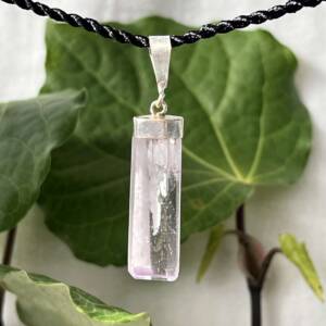 natural kunzite pendant