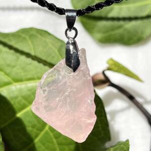 natural rose quartz pendant in simple clasp setting