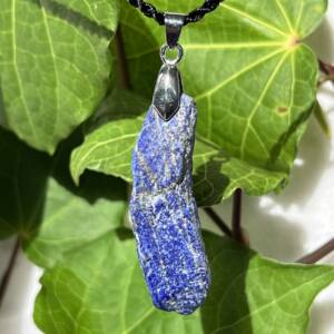 natural deep blue lapis lazuli pendant raw rock simply set