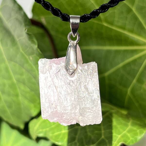 natural kunzite pendant