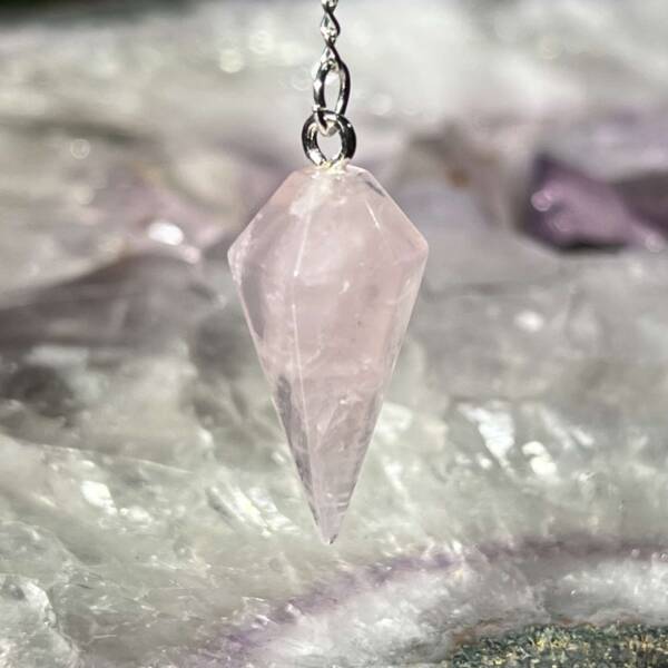 rose quartz pendulum