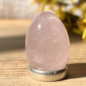 rose quartz yoni egg