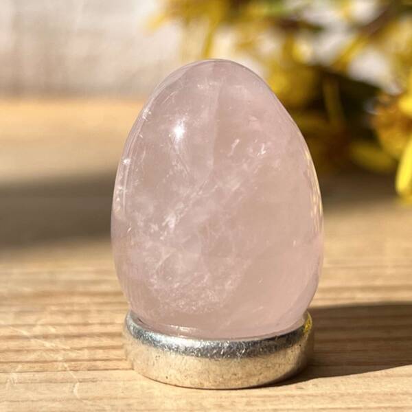 rose quartz yoni egg