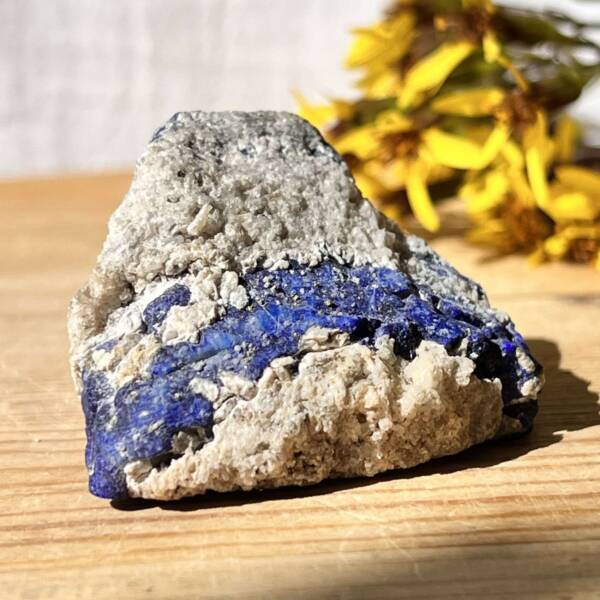 natural lapis lazuli