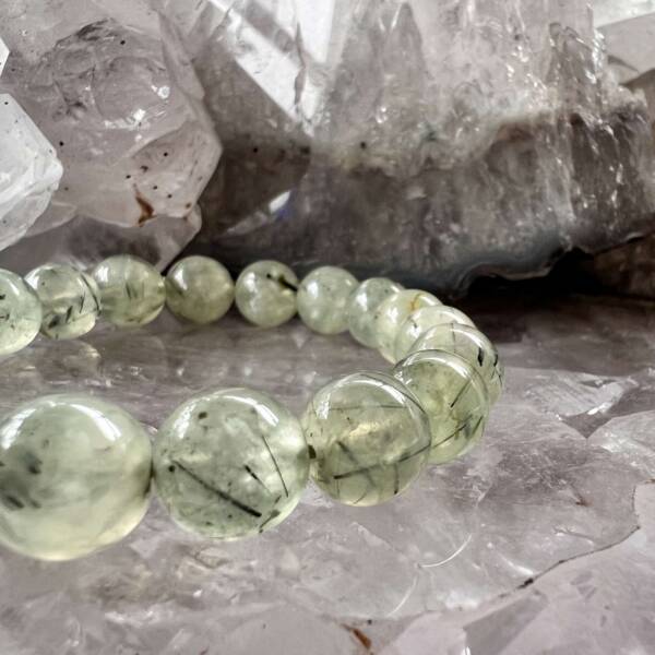 prehnite bracelet