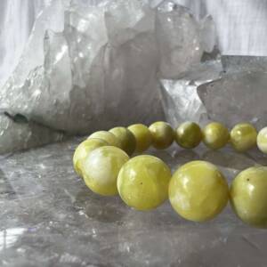 yellow jade bracelet