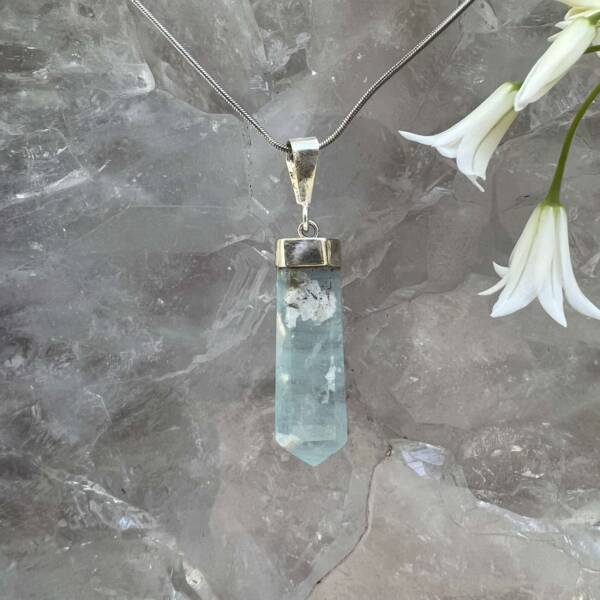 aquamarine pendant