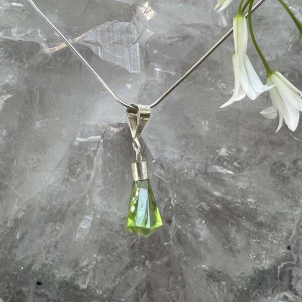 peridot pendant