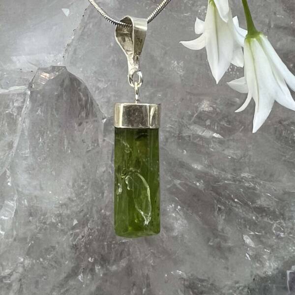 peridot pendant