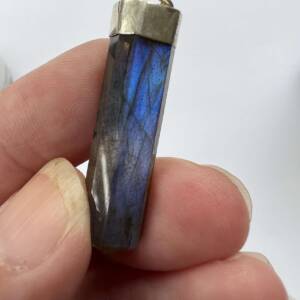 labradorite pendant