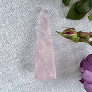 rose quartz obelisk