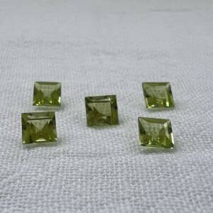 peridot gemstones