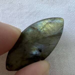 labradorite cabochon