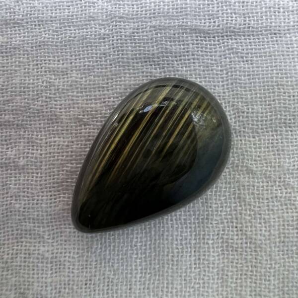 labradorite cabochon