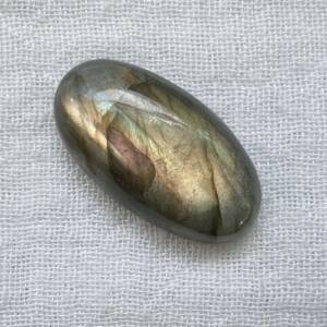 labradorite cabochon