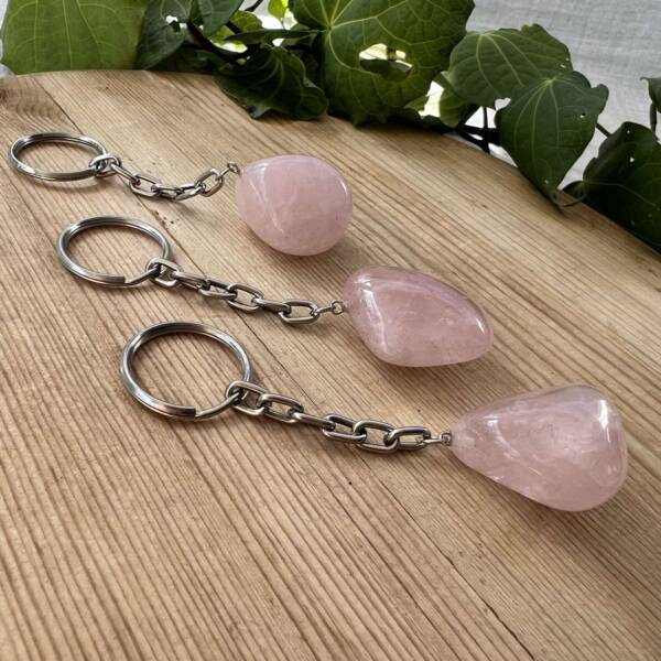 tumblestone rose quartz keyring