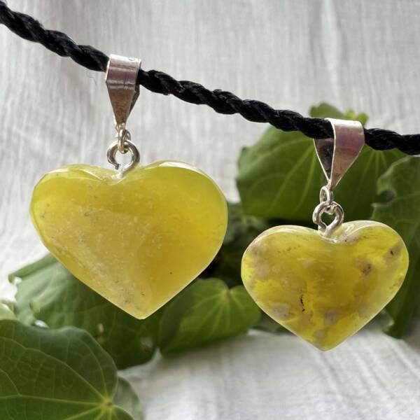 heart shaped serpentine pendants