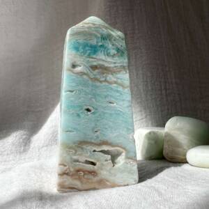 Caribbean calcite obelisk four sided ancient Egyptian symbol pyramid top blue aragonite brown calcite