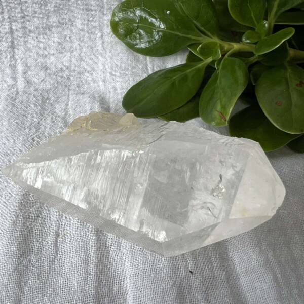 clear quartz point