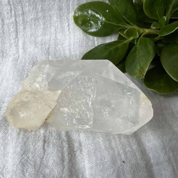 clear quartz point