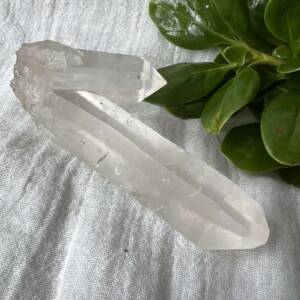 clear quartz point