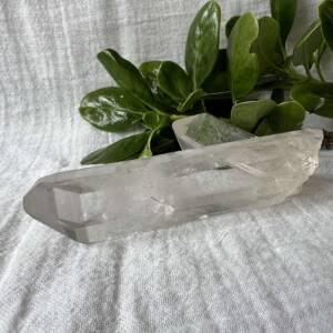 clear quartz point