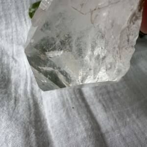 clear quartz point