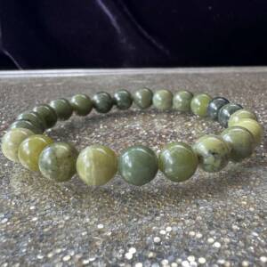 jade bracelet made of 8 mm beads natural green nephrite