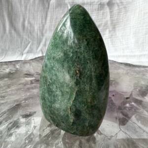 fuchsite freeform green silica crystal with mica home decoration natural art piece