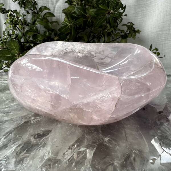 rose quartz dish
