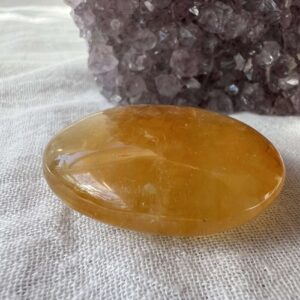 large golden quartz tumblestone natural polished crystal SiO2 online crystal shop
