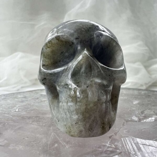 Labradorite skull - Image 3
