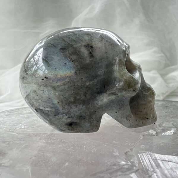 Labradorite skull - Image 2